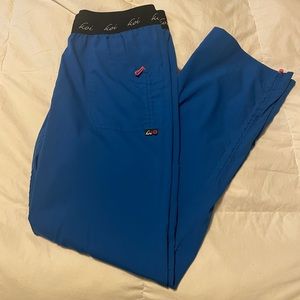 Size M Koi Lite Scrub Pants